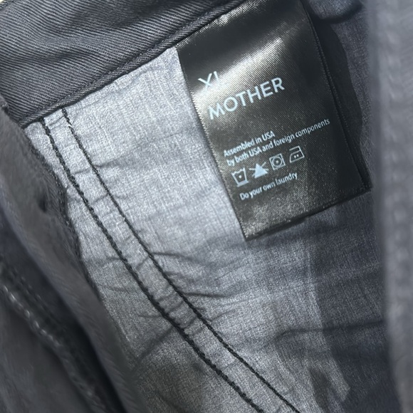 Shootin the breeze - Picture 3 of 6